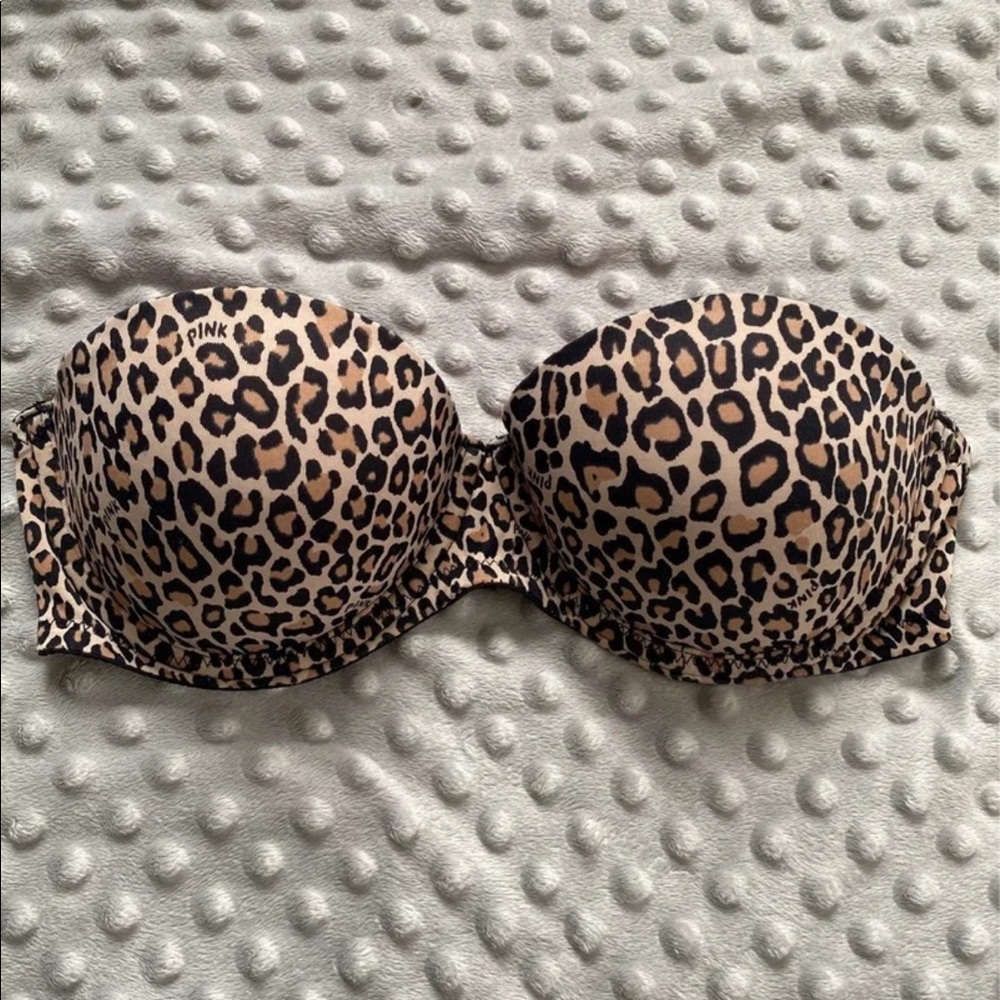 Victoria’s Secret pink bra